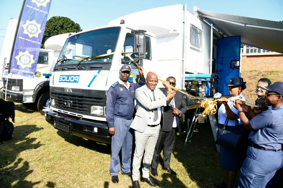Kunikelwe ngeziteshi ezihambayo ukulwa nobugebengu KwaZulu Natal