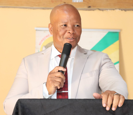 KUMEMEZELWE IZINHLELO ZENTUTHUKO EZIZOSHINTSHA IMPILO YOMPHAKATHI
